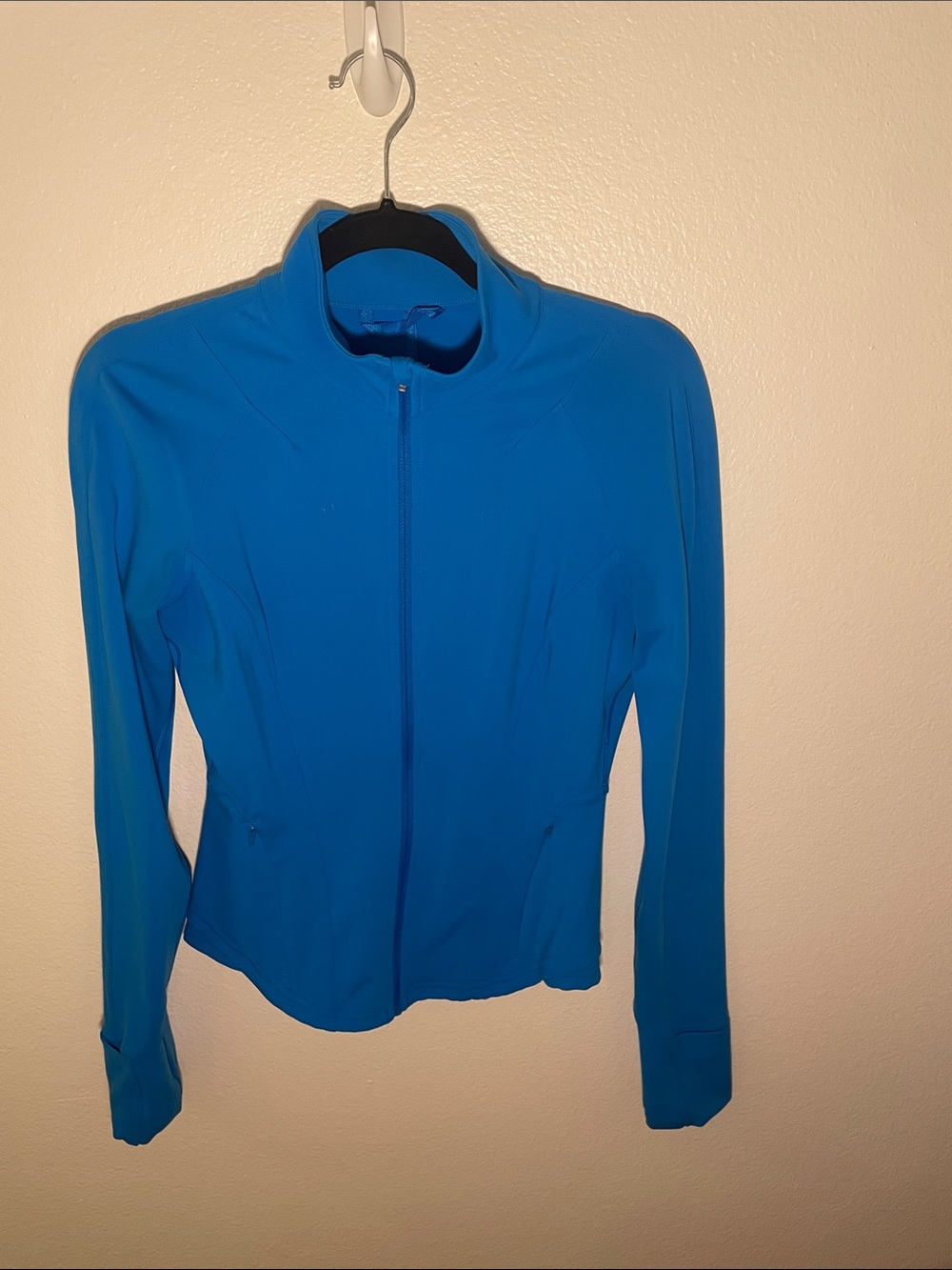 Lululemon jacket - poolside
